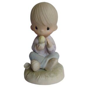 Precious Moments "I Believe In Miracles" 1981 Ceramic Figurine